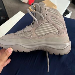 Season 7 Yeezy boots